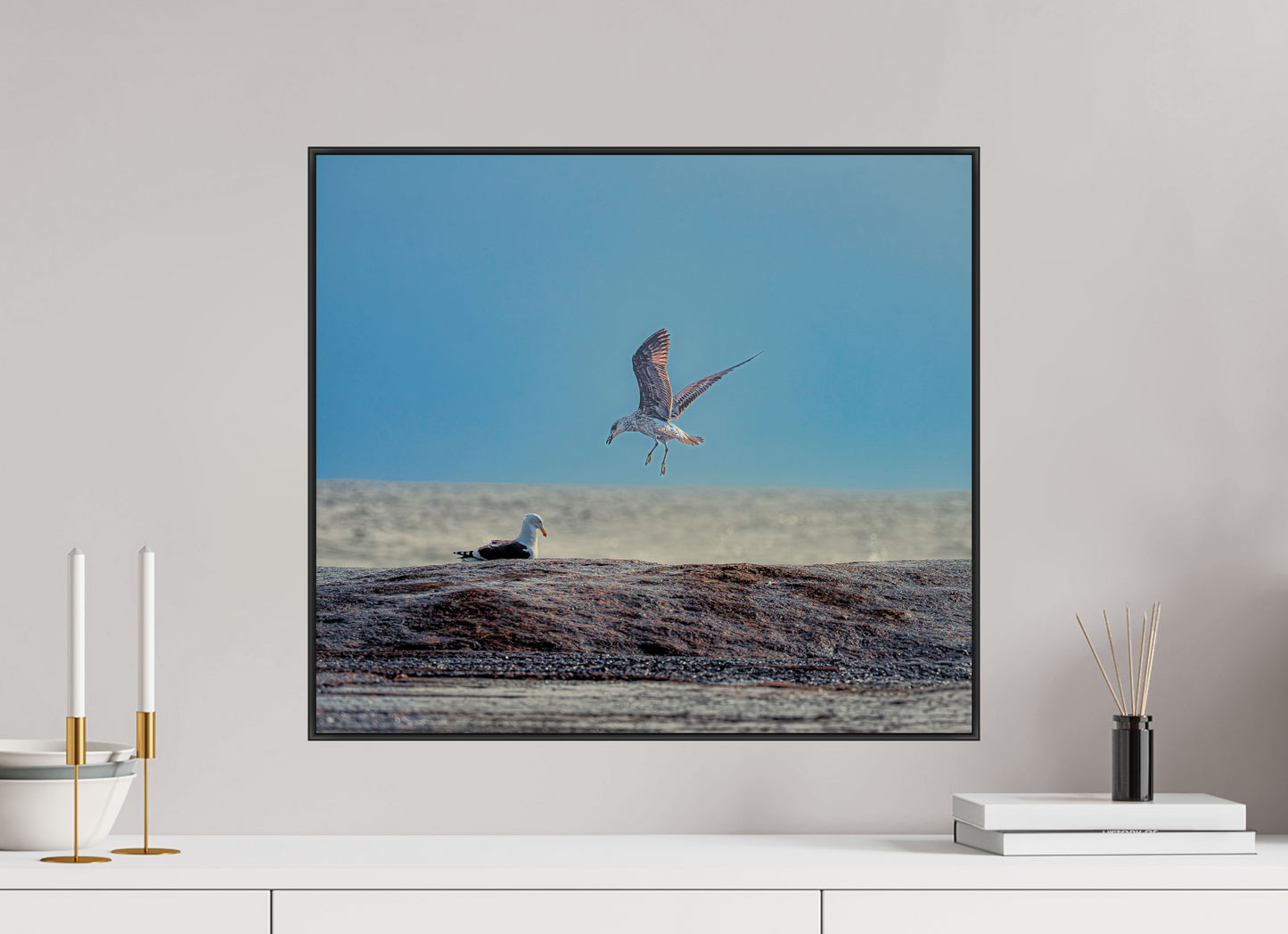 56.7 x 50 cm, black aluminium frames Approach